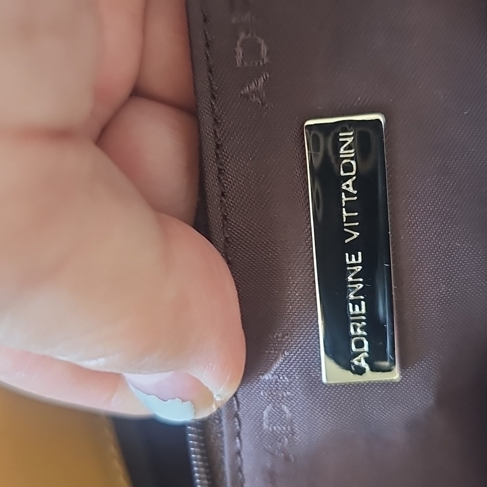 ADRIENNE VITTADINI Tan Leather Bag - Picture 2 of 7